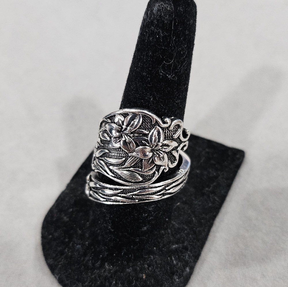 Vintage Old English Spoon Ring